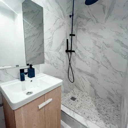 Festival Park Luxe * مينتون