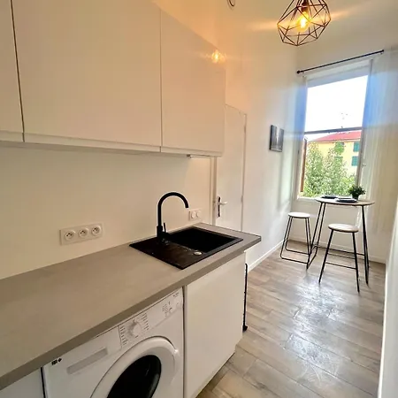 Festival Park Luxe Apartment